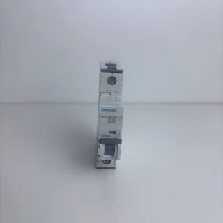 (C  8) АВТОМАТИЧЕСКИЙ ВЫКЛЮЧАТЕЛЬ Iоткл.ном.=3KA/6КА 1-ПОЛЮСНЫЙ Iном=C10A Siemens